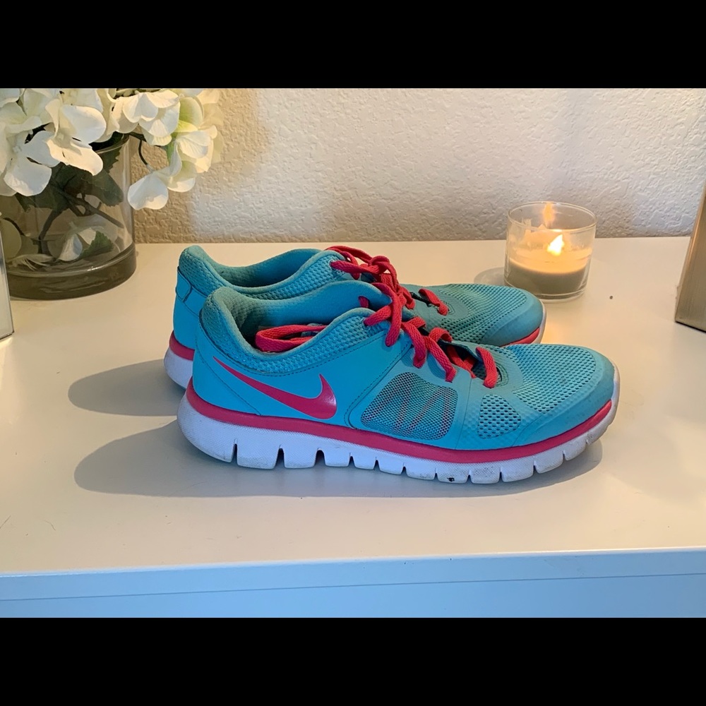 Nike women’s shoes